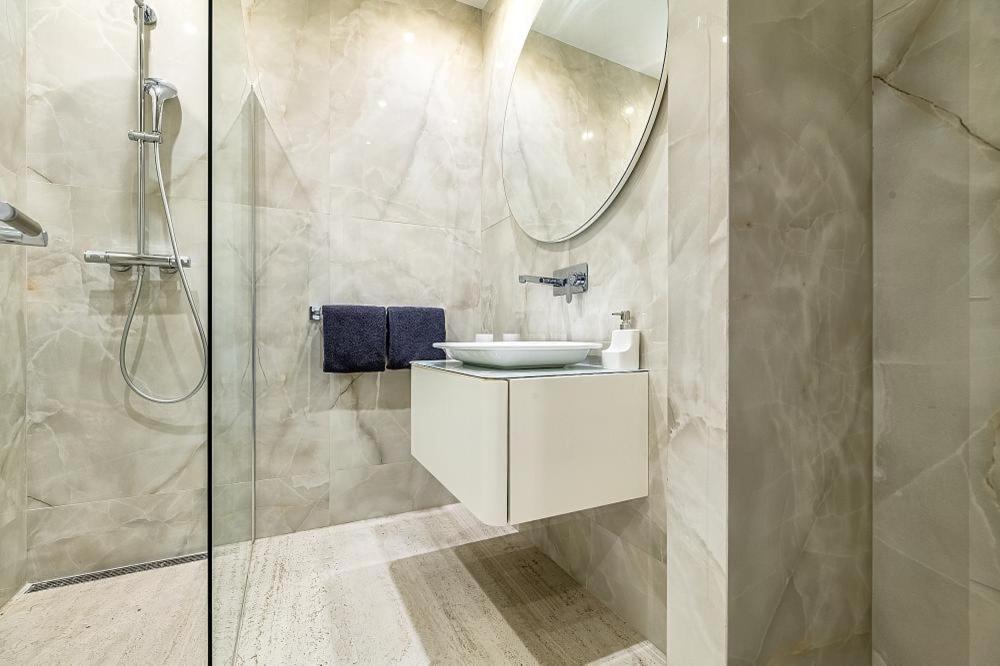 Luxury Apartment ซาเกร็บ ภายนอก รูปภาพ